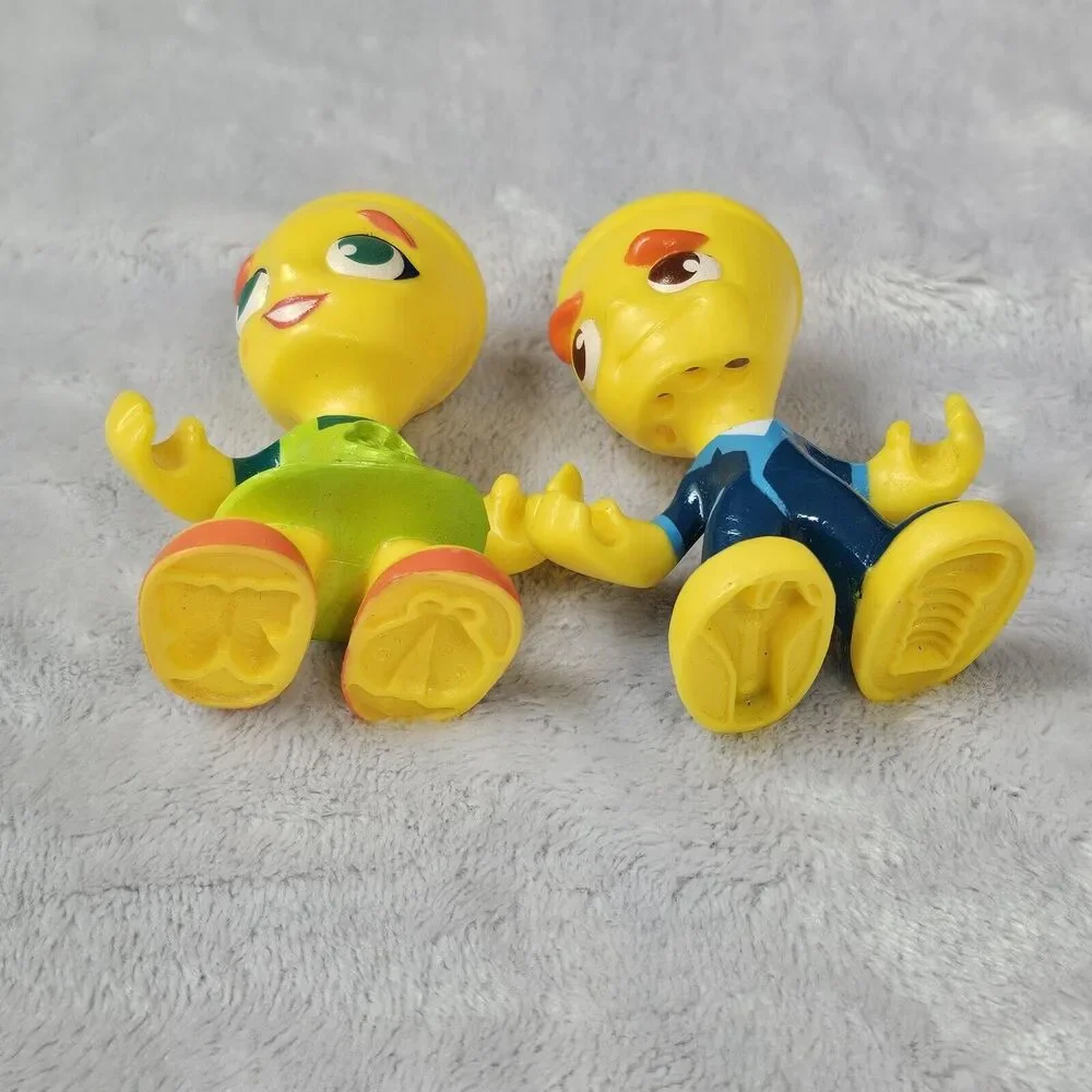 Hasbro Play Doh Town Shape and Make Police Man Fun Girl Character